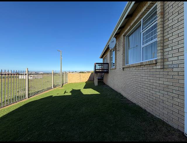 3 BEDROOM HOUSE FOR SALE IN WAVECREST